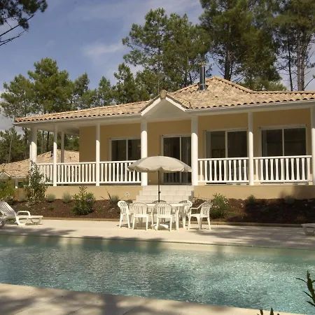With A Private Pool In Lacanau-ocean Lacanau
