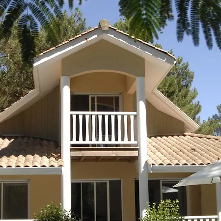 Villa With A Private Pool In Lacanau-ocean Lacanau