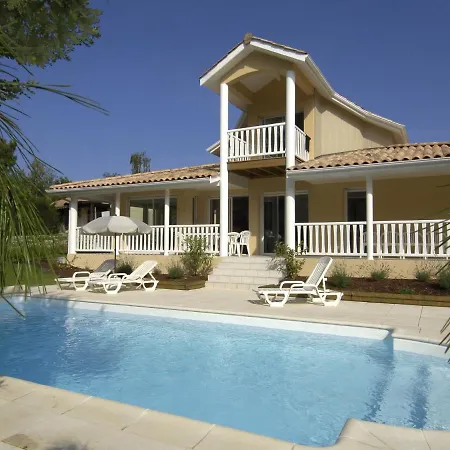 In Aquitaine With Private Pool & Villa Lacanau