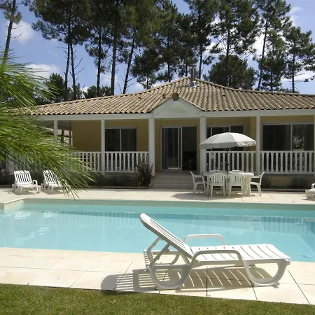 With A Private Pool In Lacanau-ocean Lacanau